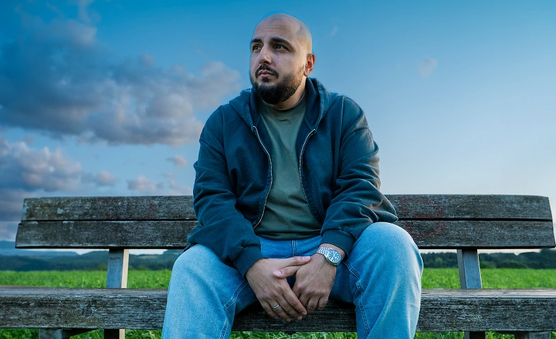 Sezer Oglu "Reisst euch zusammen!" · Bild 1