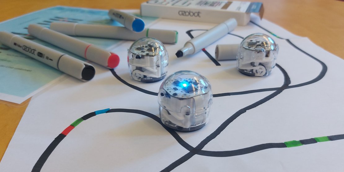 Spiel und Spaß mit Robotern · Bild 1