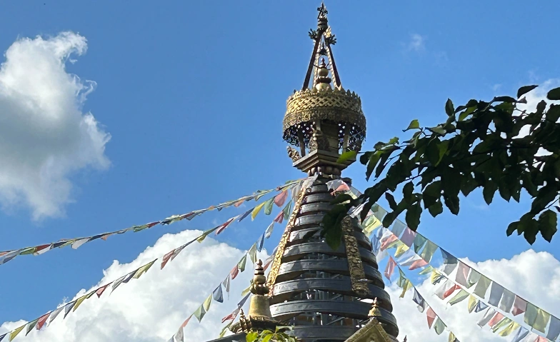 Schifffahrt zum Nepal-Himalaya-Pavillon · Bild 1