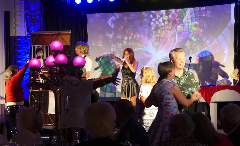Das perfekte Schlager Dinner Moosinning – Live Show & Musik · Bild 1