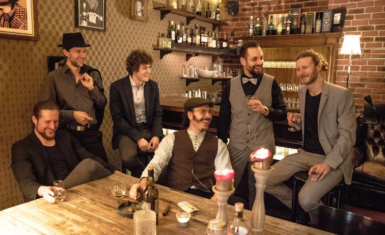 Slam Elephant / Suzie and the Vagabonds · Bild 1