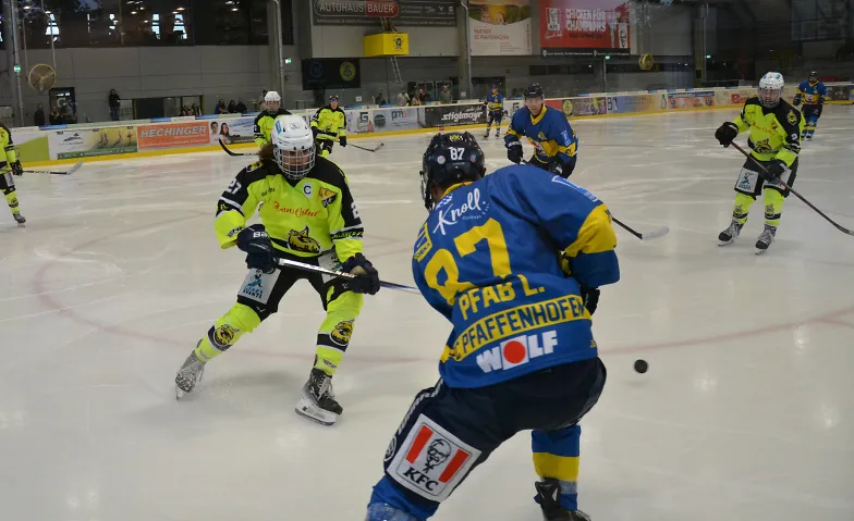 Erstes Heimspiel des EC Pfaffenhofen · Bild 1