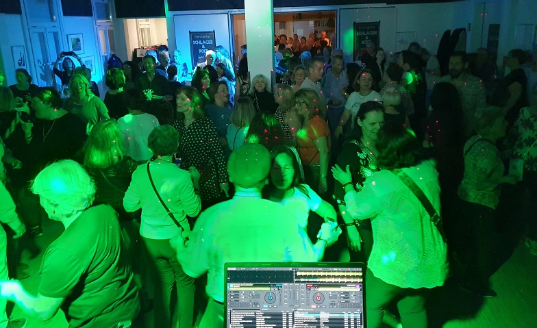 Party2gether – Legendärer Schlagerabend · Bild 1
