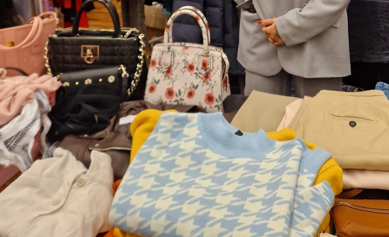 Beauty Jungle Mädchenflohmarkt Wolfratshausen · Bild 1