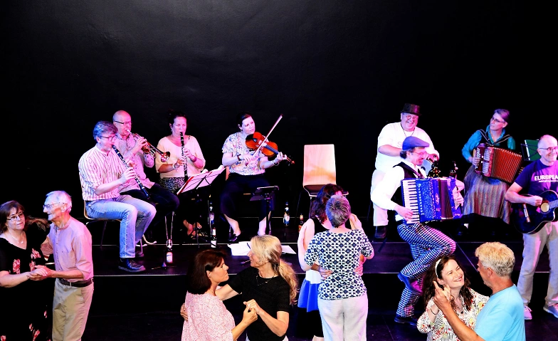 Offenes Tanzen mit Musikantenstammtisch · Bild 1