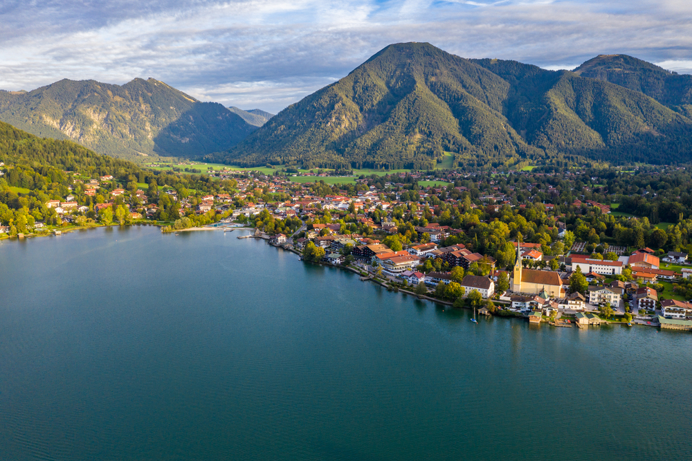 TEGERNSEE: KÖNIGE, SCHÖNHEITEN UND LIEBESGEHEIMNISSE (Tour in Russischer Sprache) - ТЕГЕРНЗЕЕ: КОРОЛИ, КРАСАВИЦЫ И ЛЮБОВНЫЕ ТАЙНЫ · Bild 1
